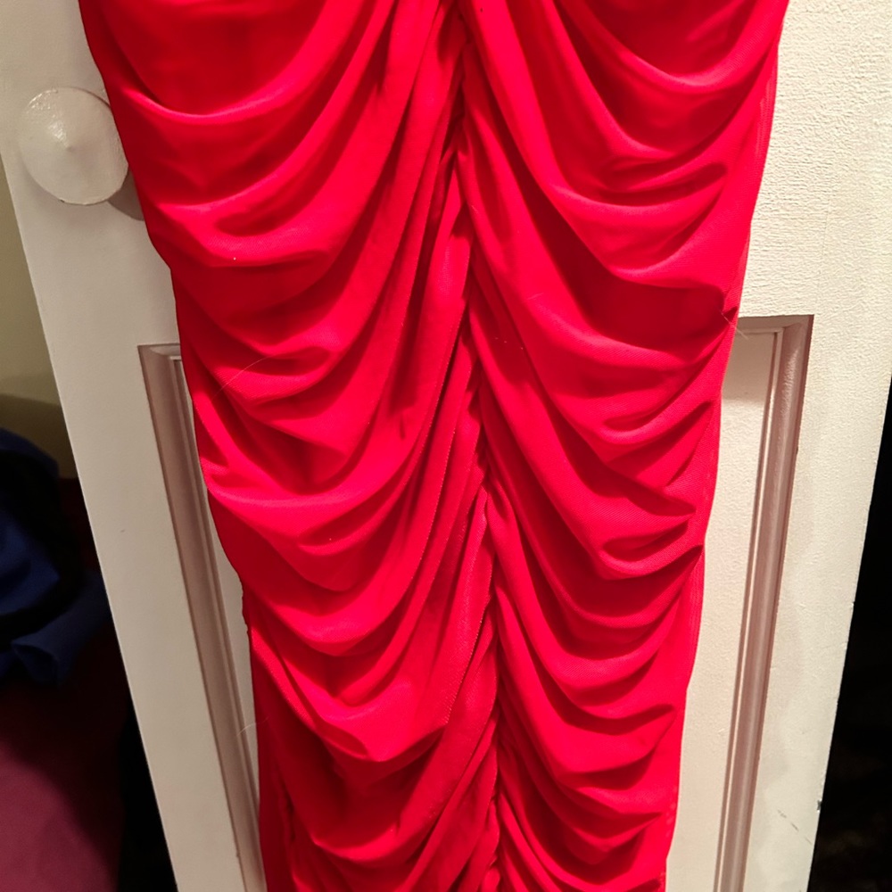 Sexy shirred mesh gown - Picture 5 of 7